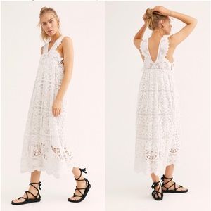 PLACE NATIONALE - FOIX MAXI SUN DRESS IN WHITE